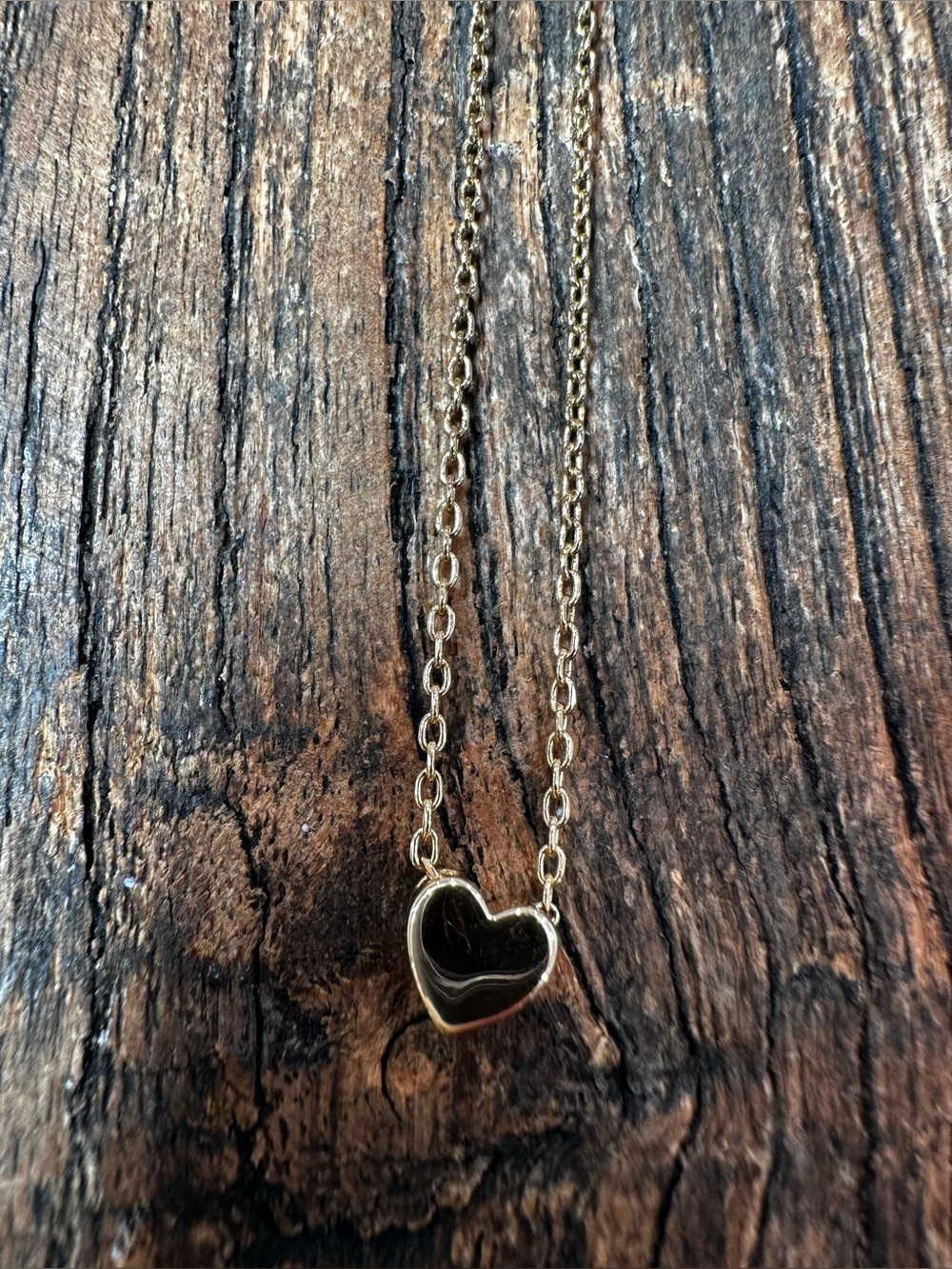 Gold Heart Pendant Necklace - Elegant Women's Jewelry